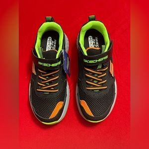 Brand New Skechers air- cooled memory foam sneakers